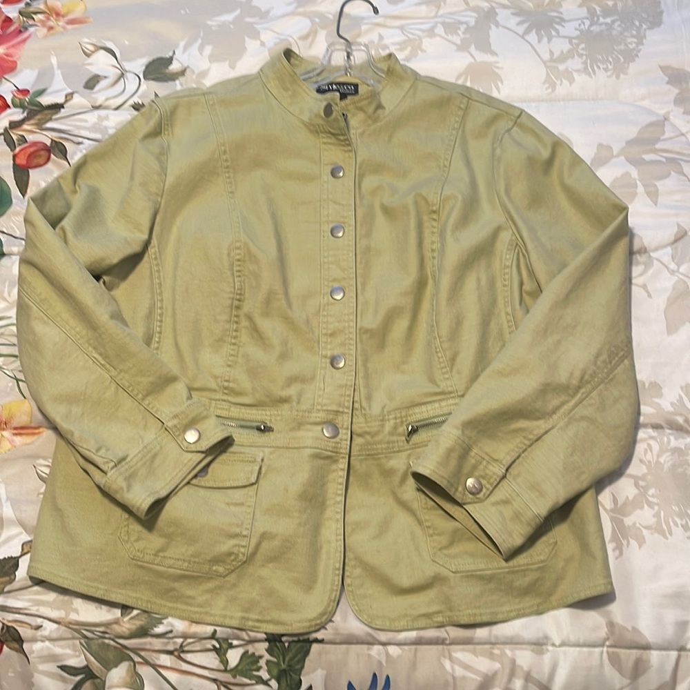 EUC Style & Co Woman Line Green Button-Up Jacket (20W)